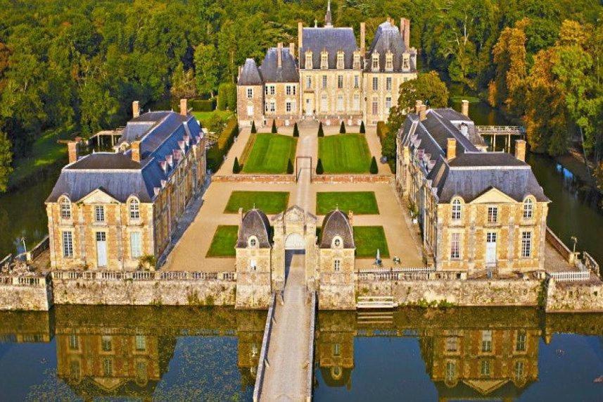 Le Cocoon D'Annabelle - Jolie Maison Avec Jeux Et Grand Jardin Pierrefitte-sur-Sauldre 外观 照片